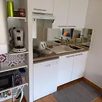 Helios 24, T2 Climatise, Parking, Terrasse, 500m شقة