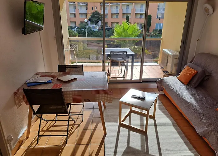 Helios 24, T2 Climatise, Parking, Terrasse, 500m * آجد