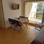 Helios 24, T2 Climatise, Parking, Terrasse, 500m דירה אגדה