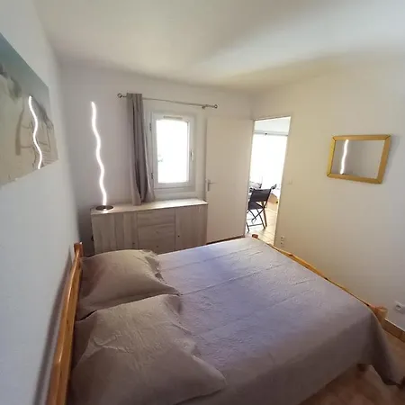 Helios 24, T2 Climatise, Parking, Terrasse, 500m * Agde