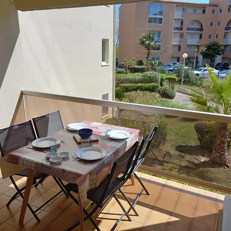 Helios 24, T2 Climatise, Parking, Terrasse, 500m Apartament *